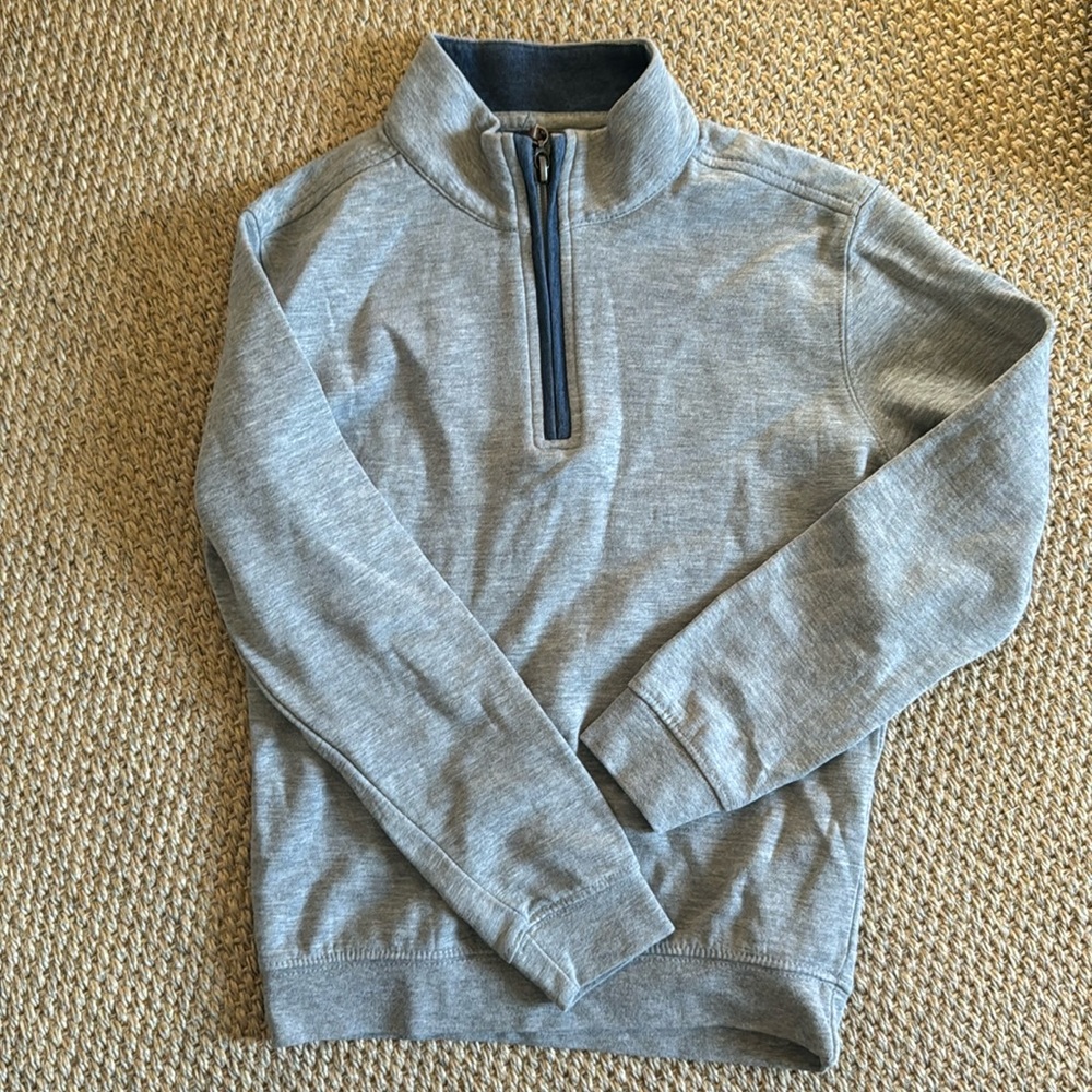 Johnnie-o quarter zip. Size 6